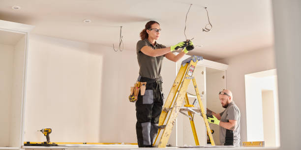 Best Emergency Electrician Near Me  in Mclendon Chisholm, TX